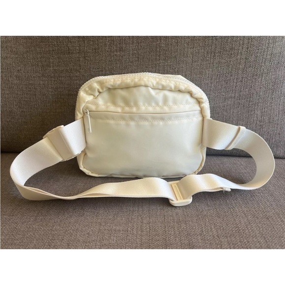 Gaiam Yoga Sidekick  Waist Fanny Pack, Cream - Picture 6 of 8